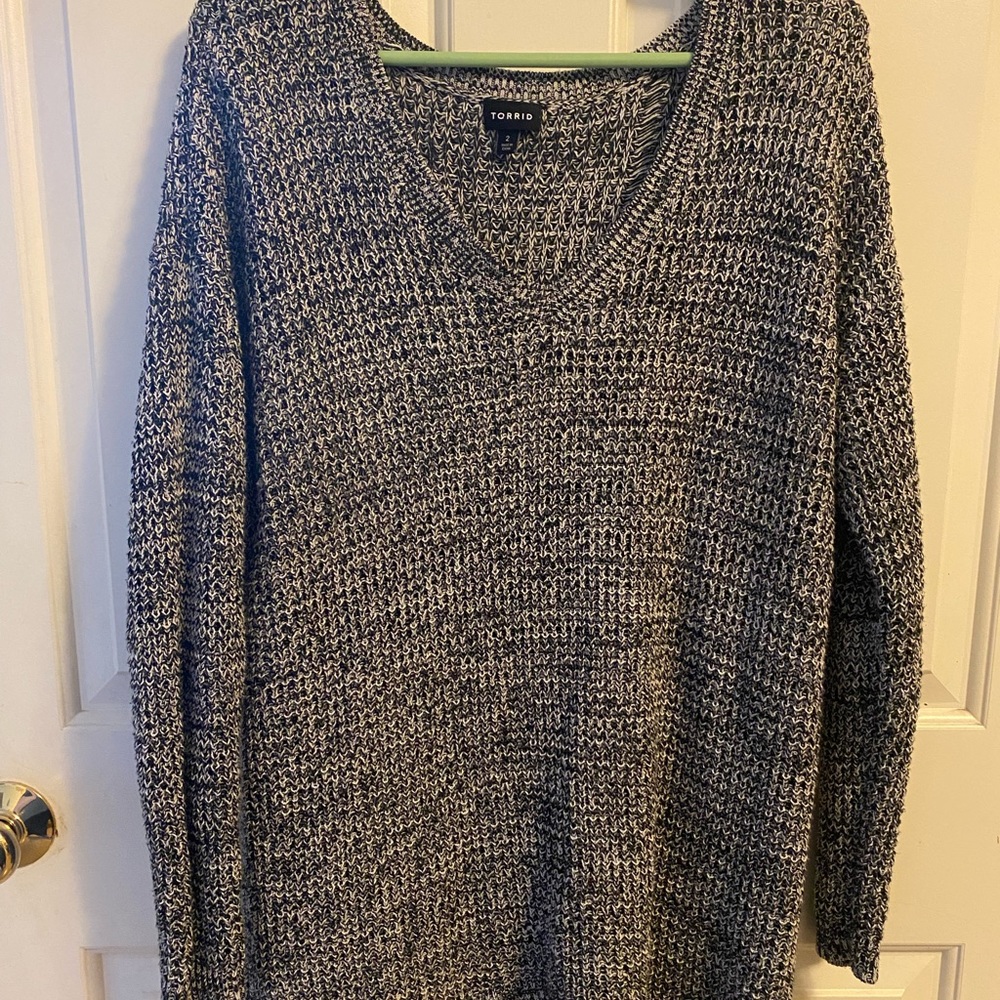 Torrid pullover